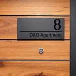 Centrally Located Urban In - Parking