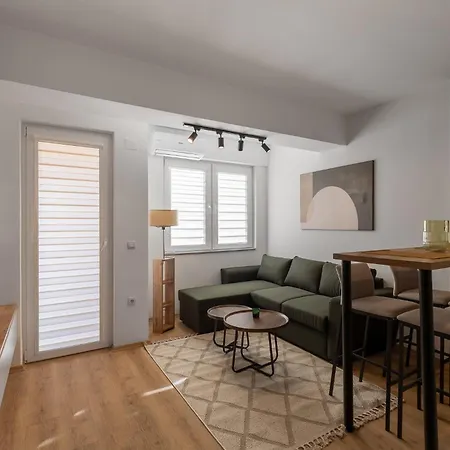 Centrally Located D&o Contemporary Escape * Skopje